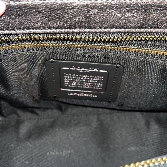 Coach Bag - Picture 6 of 8